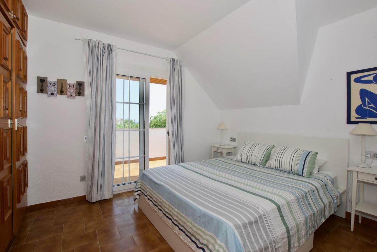 Villa Cala De La Mora Торредембарра Экстерьер фото
